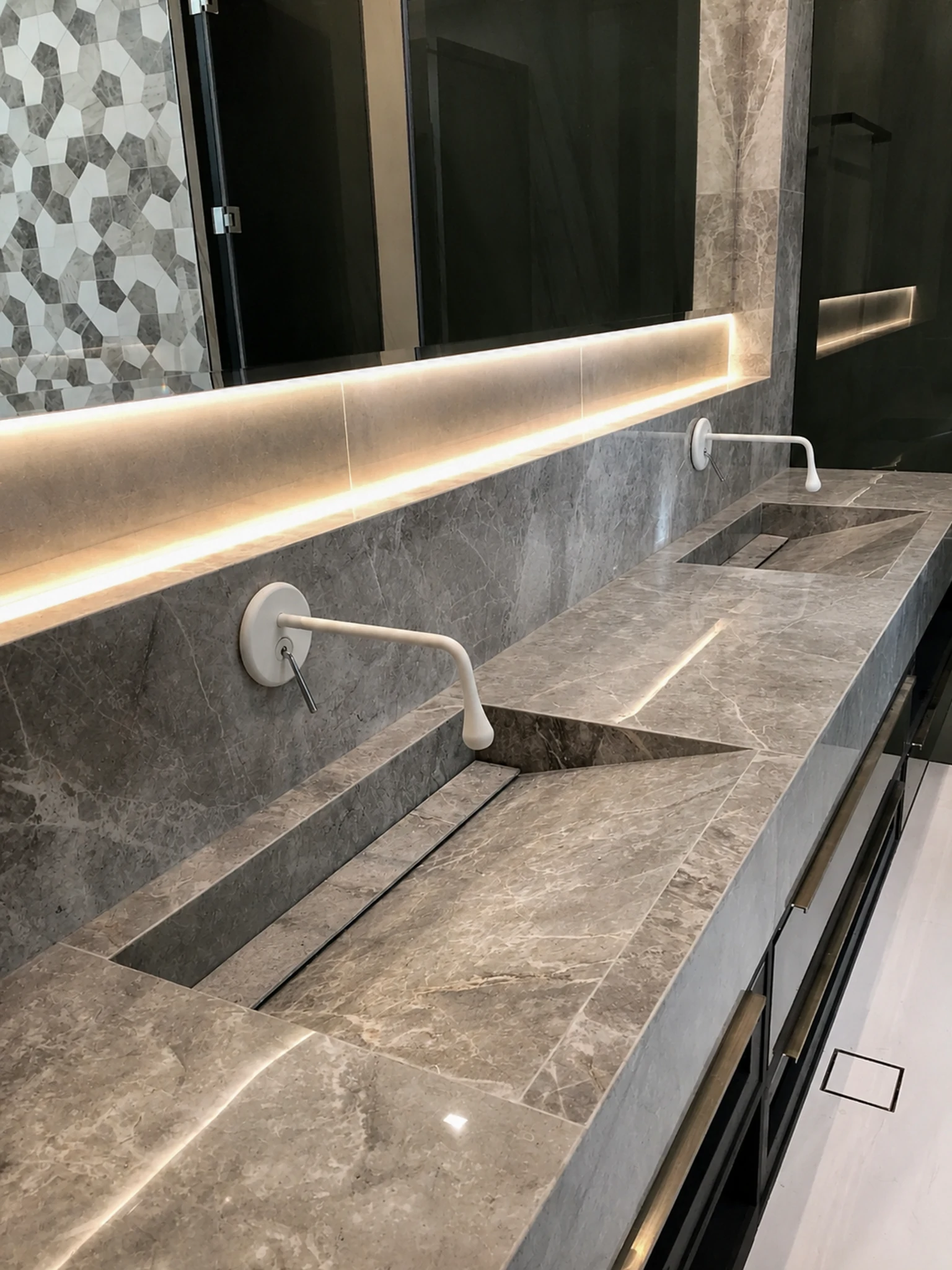 Bathroom, sculpted double trough sink — villa interior in Dubai by Soltis Interiors